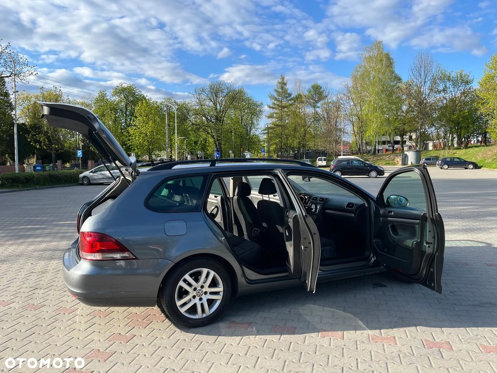 Volkswagen Golf - 2
