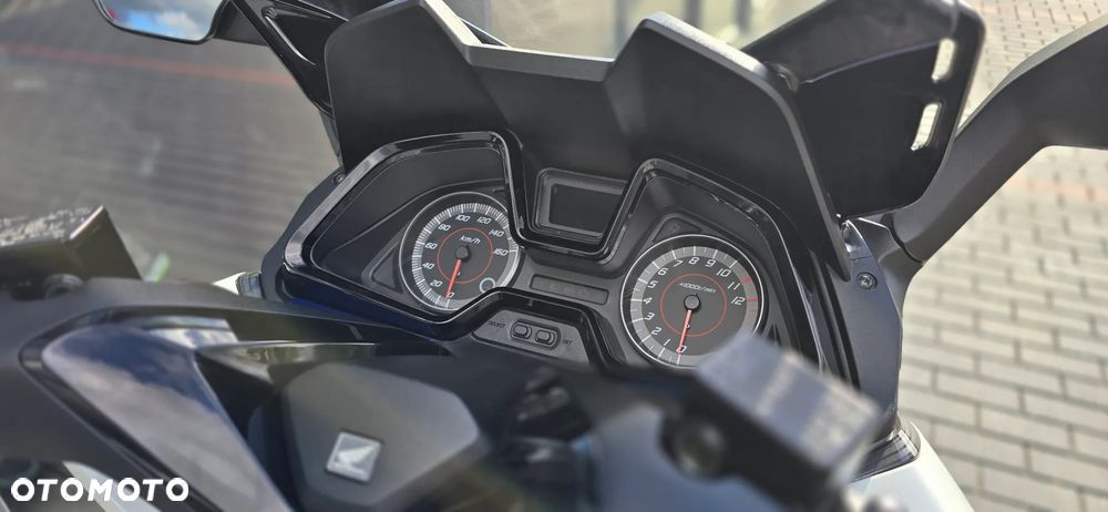 Honda NSS - 14