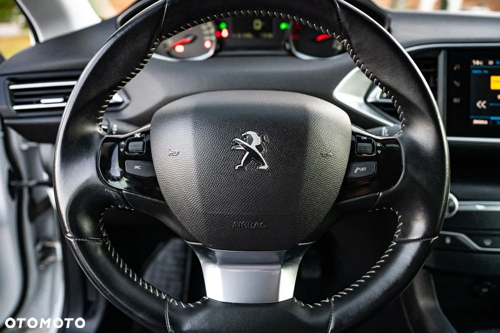 Peugeot 308 - 18