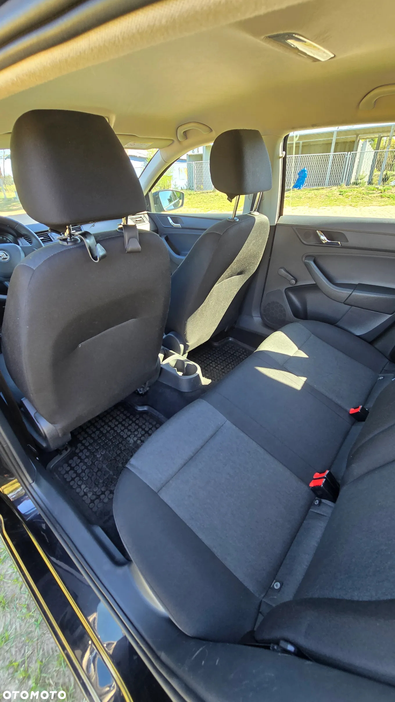 Skoda RAPID 1.2 TSI Active - 18