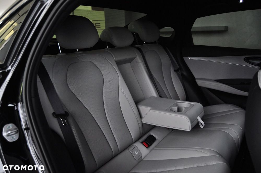 BYD Seal 6 - 11