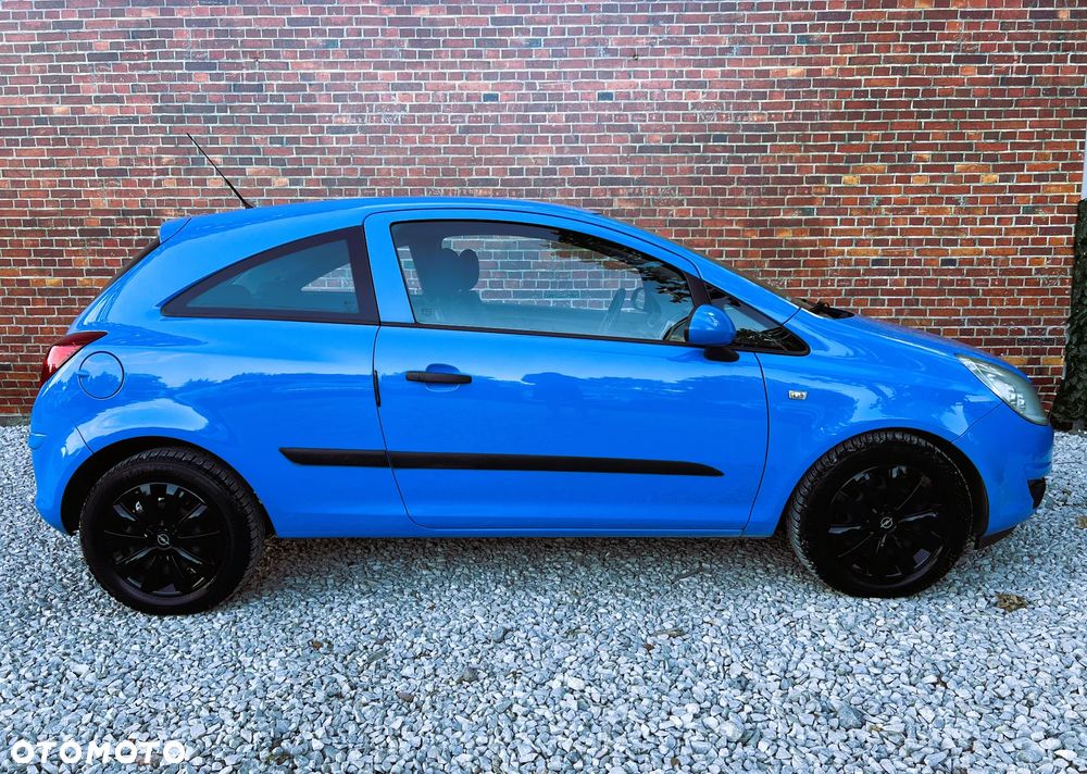 Opel Corsa - 40