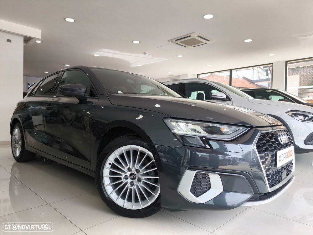 Audi A3 Sportback 30 TFSI Advanced S tronic - 1