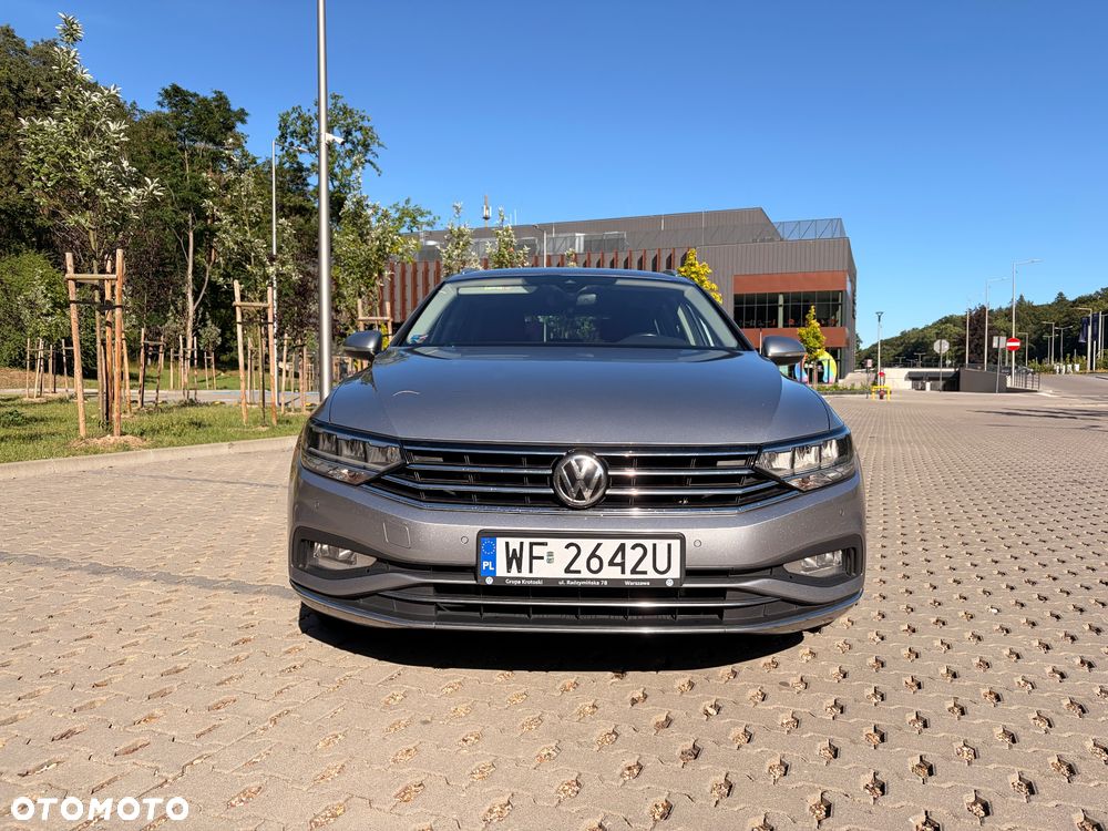 Volkswagen Passat Variant 1.5 TSI EVO Elegance DSG - 3