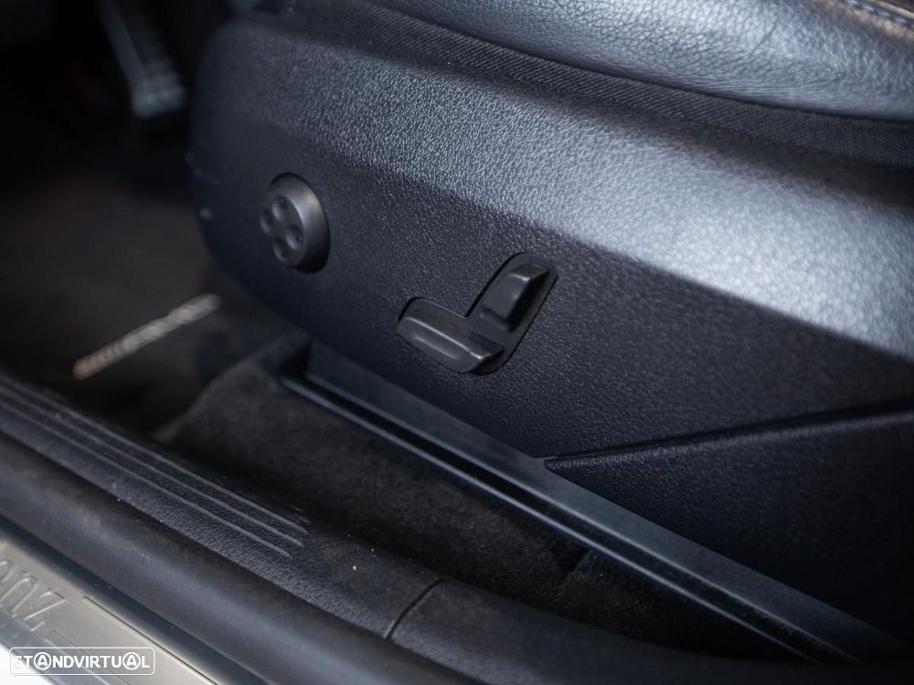 Mercedes-Benz GLC 220 d 4Matic 9G-TRONIC AMG Line Advanced - 23