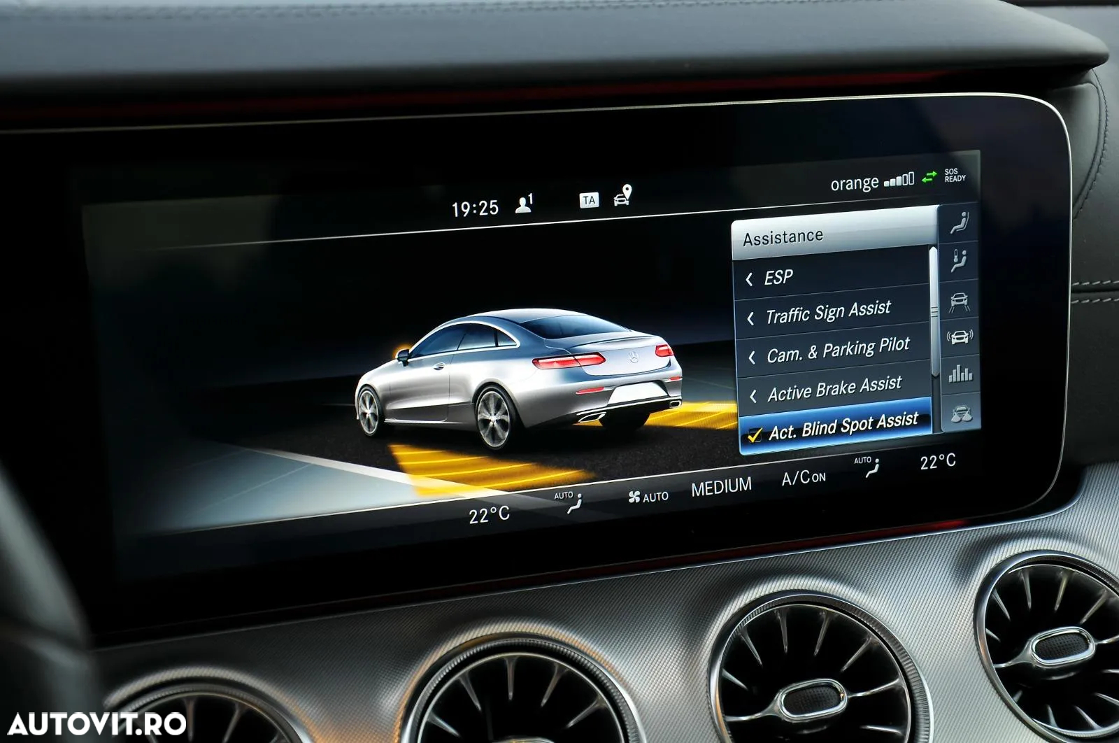 Mercedes-Benz E 400 Coupe 4MATIC Aut. - 26