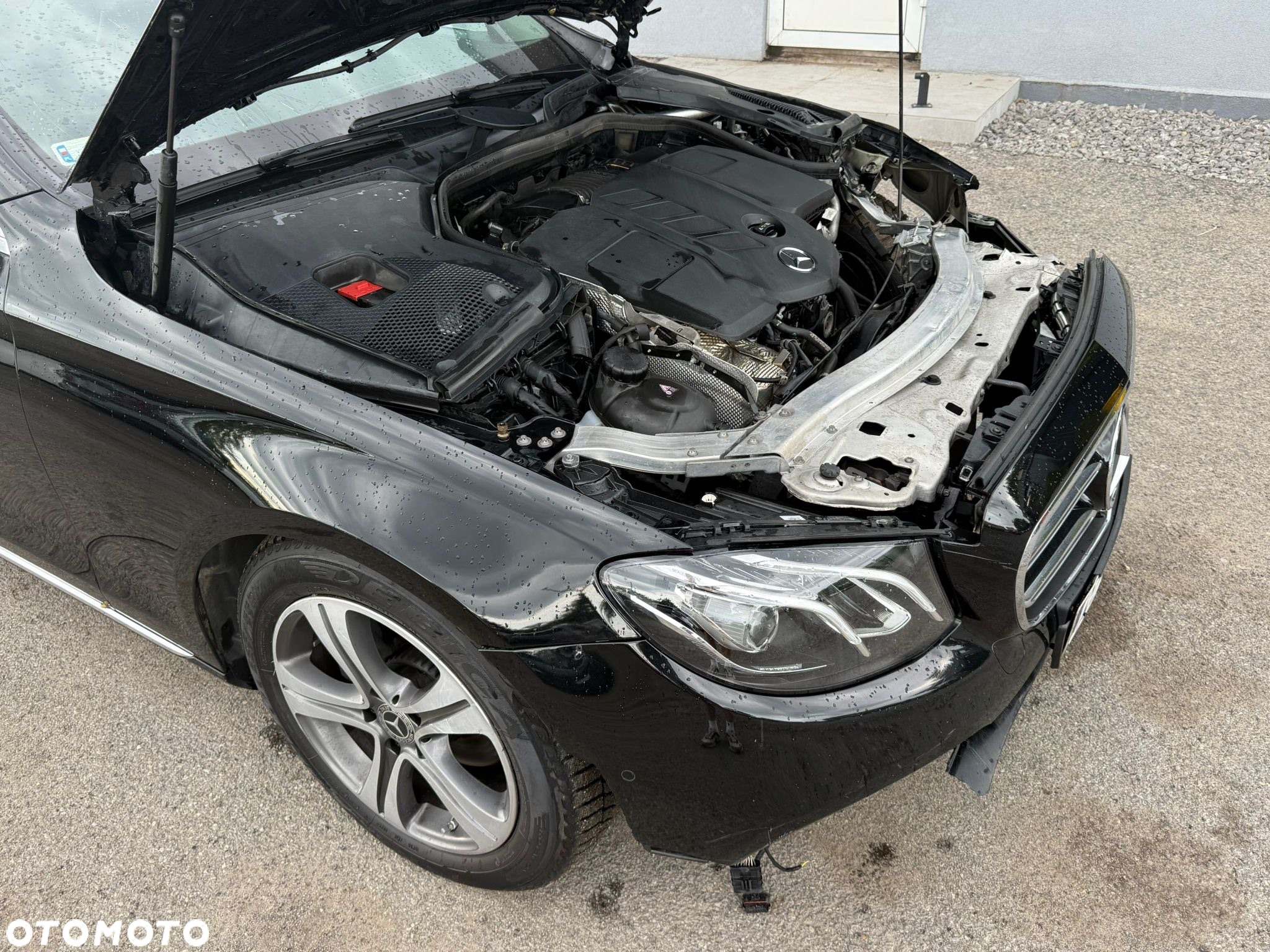 Mercedes-Benz Klasa E 220 d 9G-TRONIC - 5