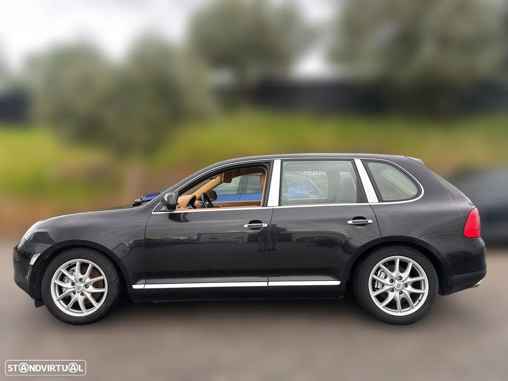 Porsche Cayenne S 4.5 V8 de 2008 para peças - 7