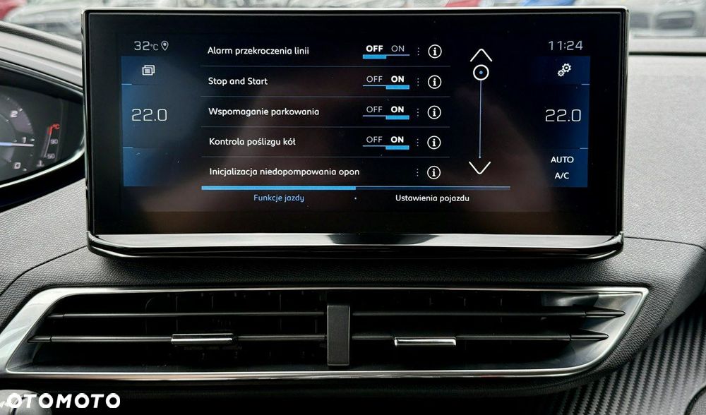 Peugeot 3008 1.5 BlueHDi Allure Pack S&S EAT8 - 23