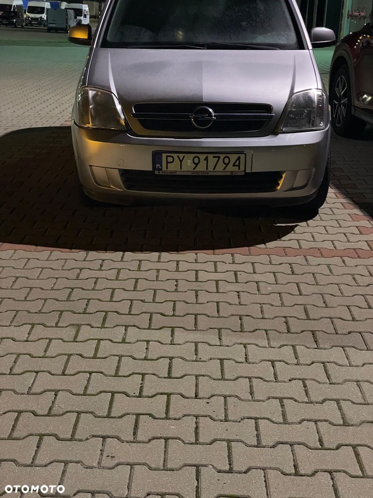 Opel Meriva 1.6 16V Essentia - 14