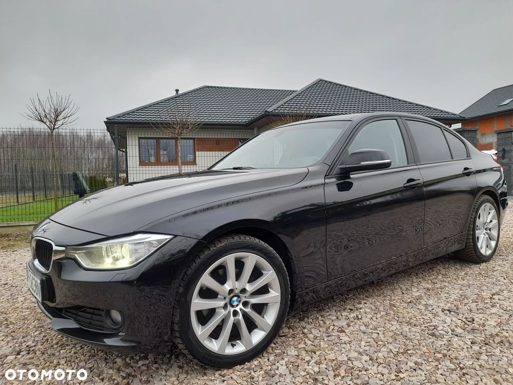 BMW Seria 3 316d Sport Line Shadow - 15