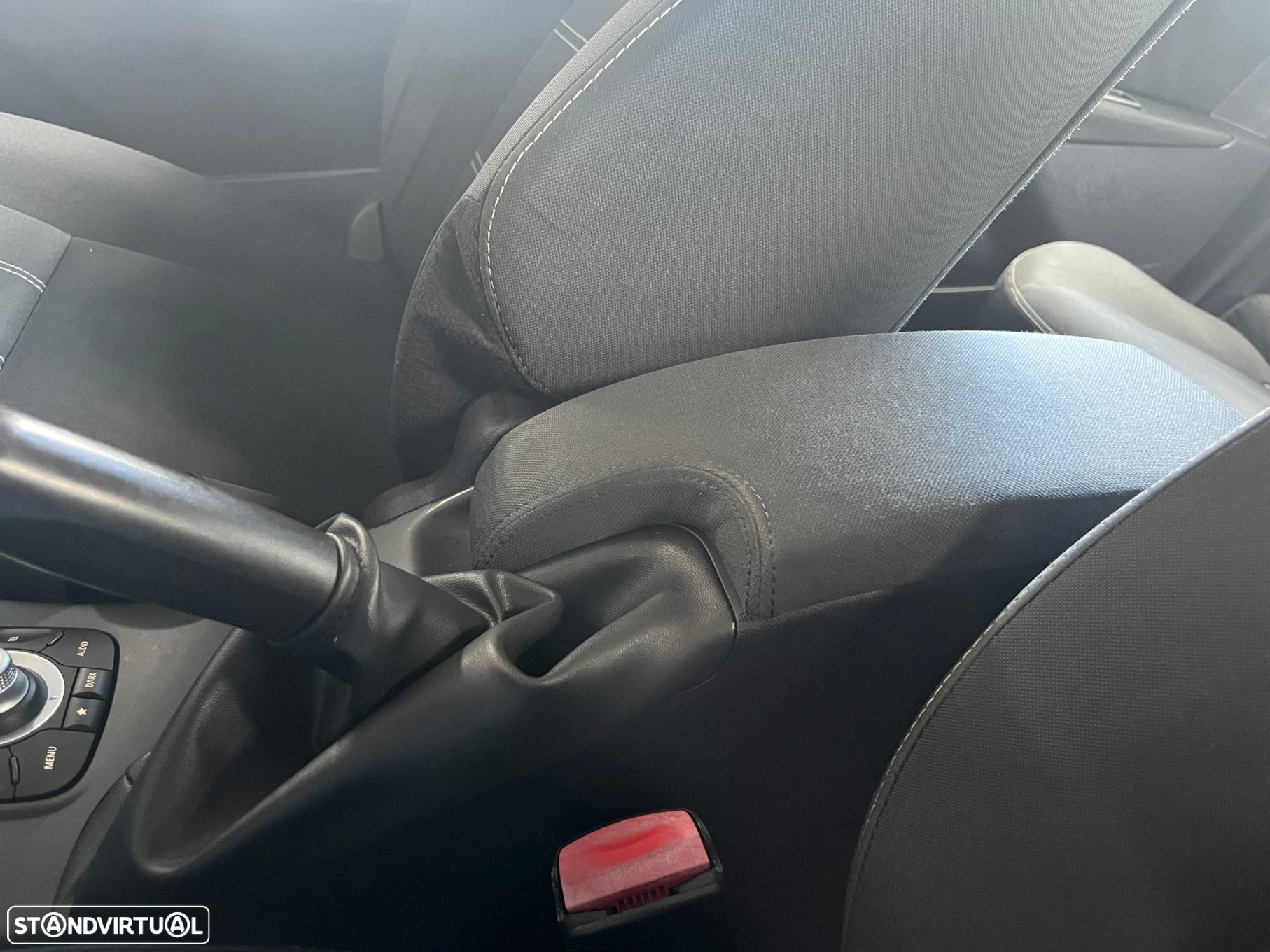 Renault Mégane Sport Tourer 1.5 dCi Comfort SS - 27