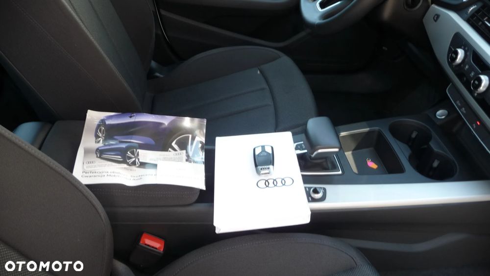Audi A4 Limousine - 15