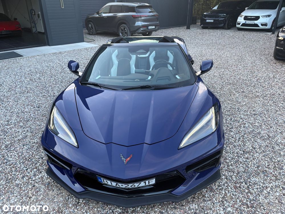 Chevrolet Corvette - 11
