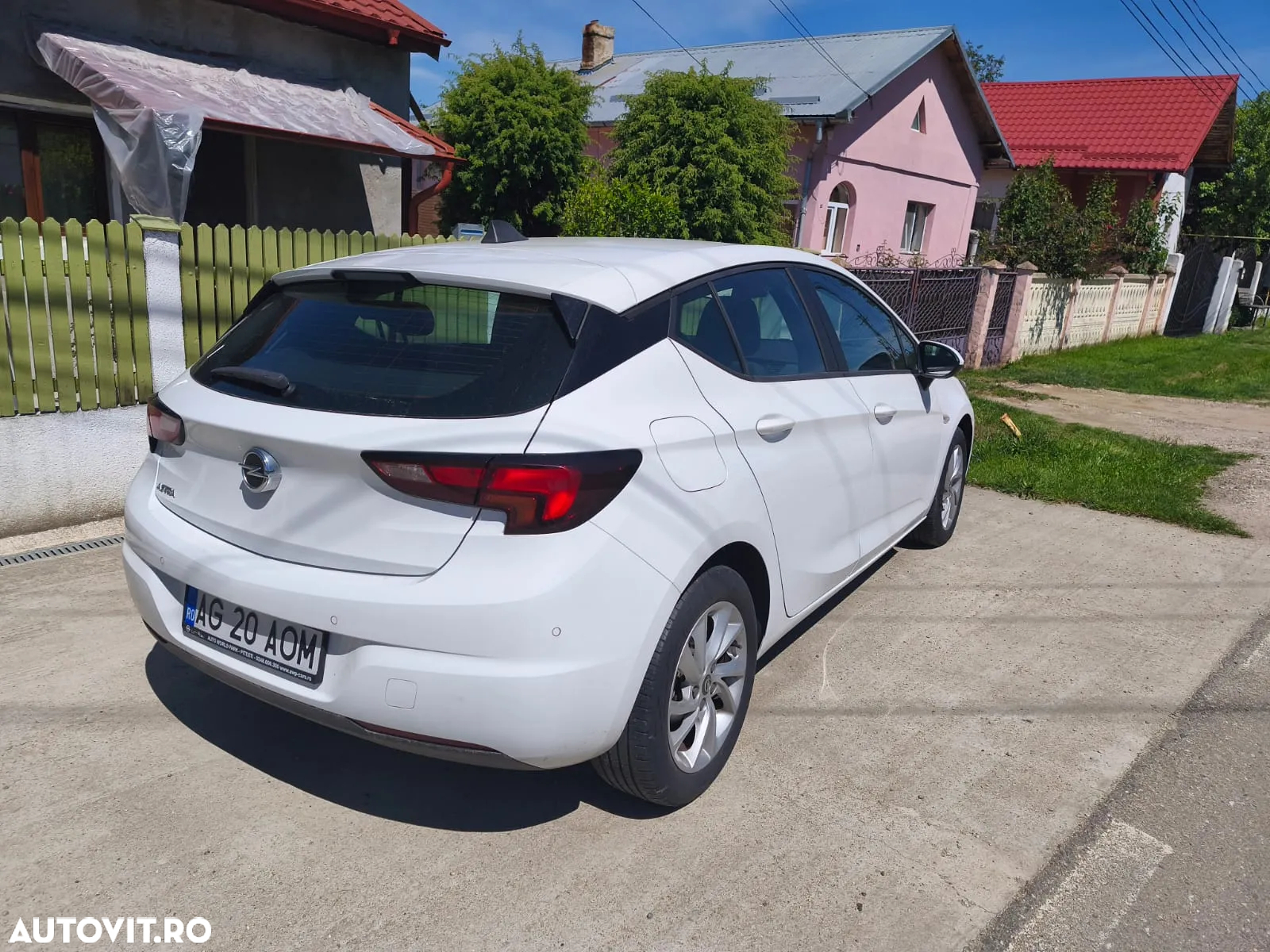 Opel Astra 1.2 Turbo Start/Stop Elegance - 2