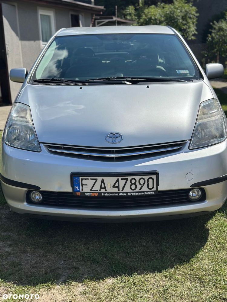 Toyota Prius - 1