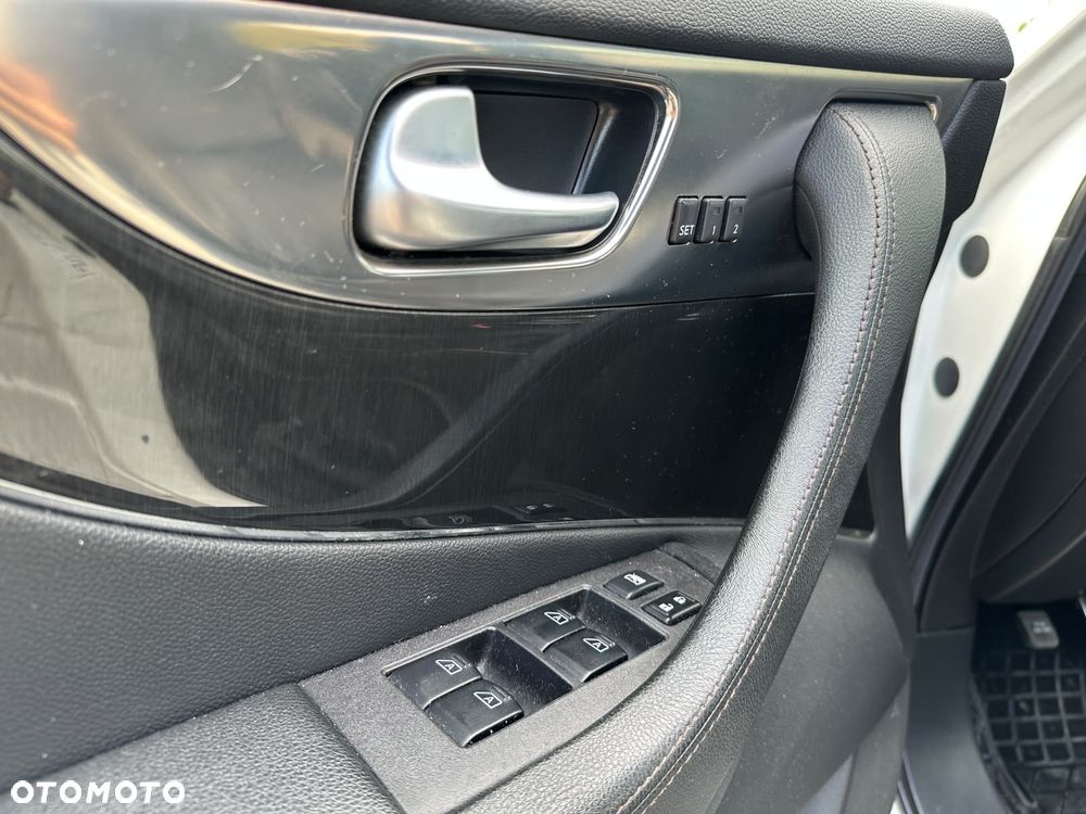 Infiniti FX FX30d AWD S Premium - 13