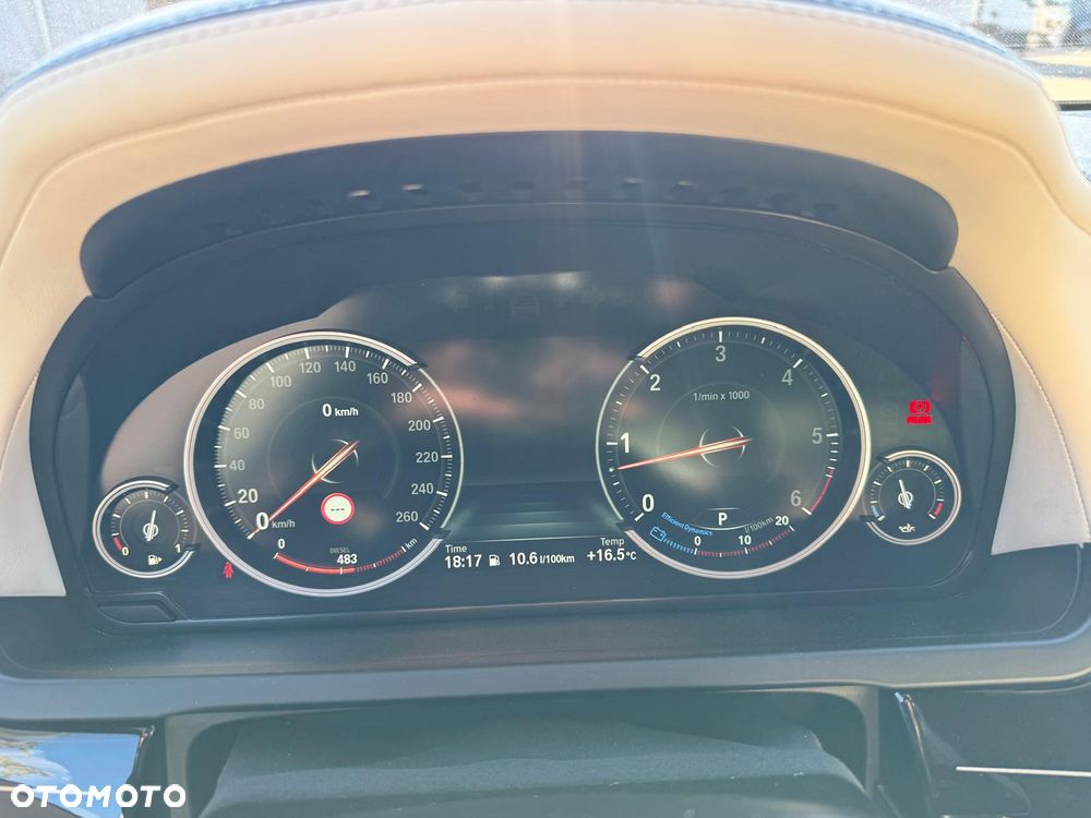 BMW Seria 7 740d - 16