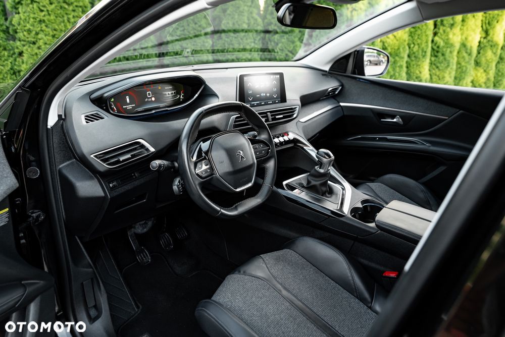 Peugeot 5008 1.2 PureTech Active S&S - 15