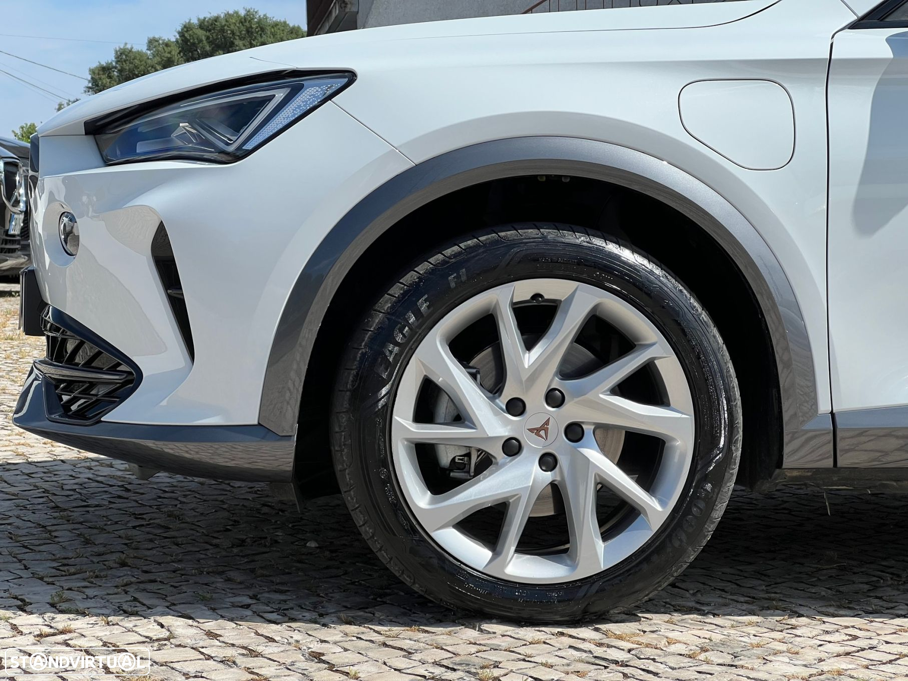 Cupra Formentor 1.4 e-Hybrid Plus DSG - 6