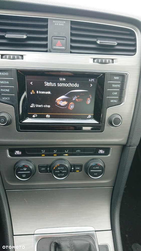 Volkswagen Golf - 18