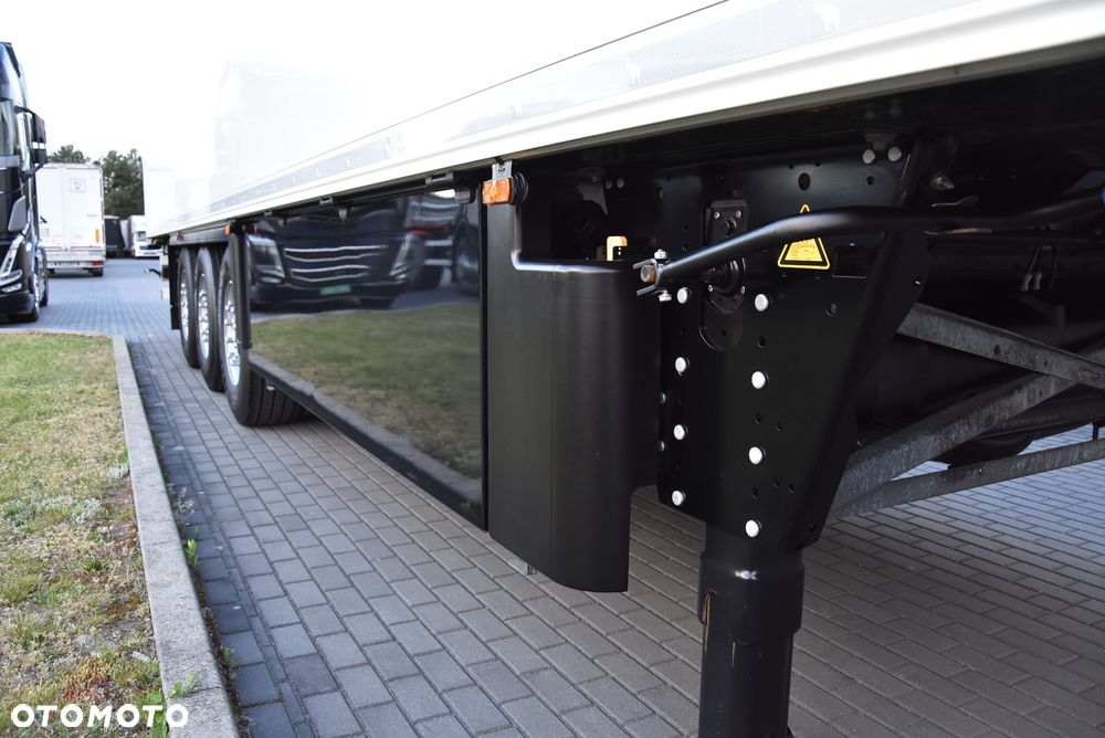 Schmitz Cargobull CHŁODNIA THERMOKING SLX PRZEBIEG 90 TYS KM / 4 RYGLE / OŚ PODNOSZONA / PALECIARA / ELEKTRYKA / STAN IDELNY JAK NOWY ! - 9