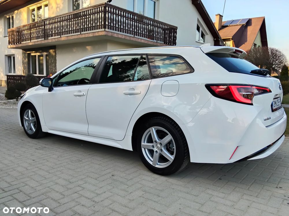 Toyota Corolla 1.8 Business Edition - 17