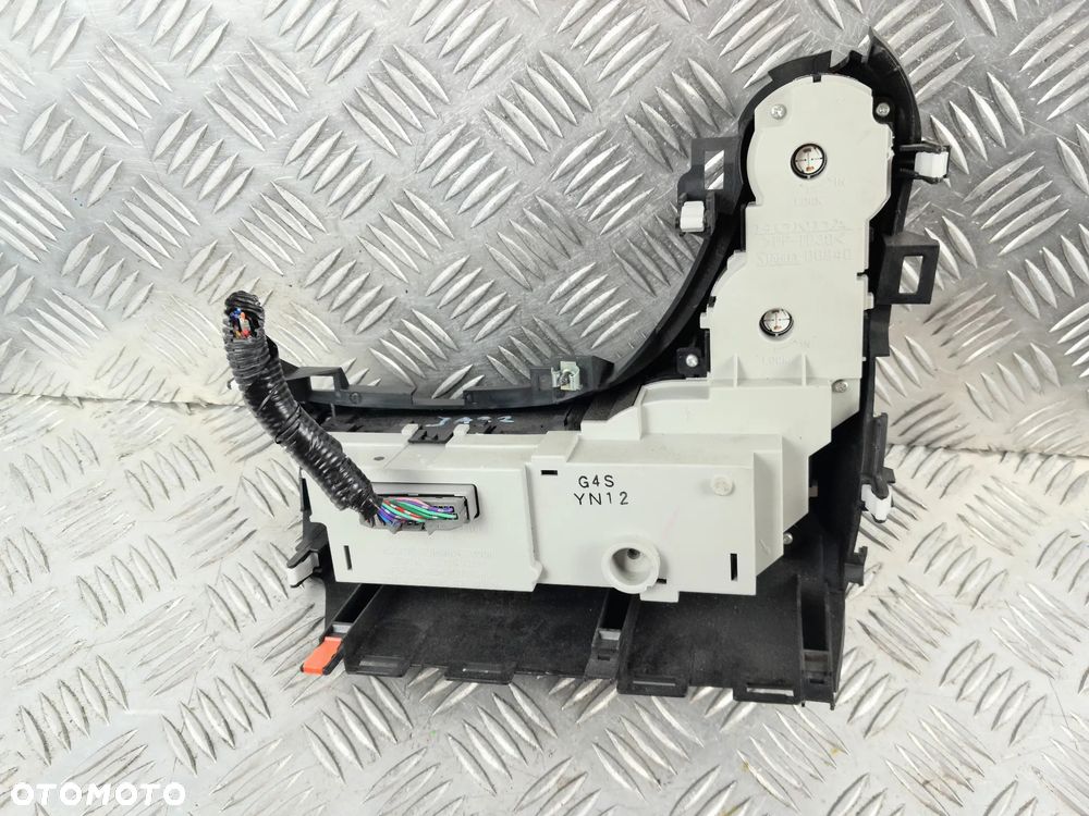 Panel klimatyzacji HONDA Jazz III 08-14r. EU - 3
