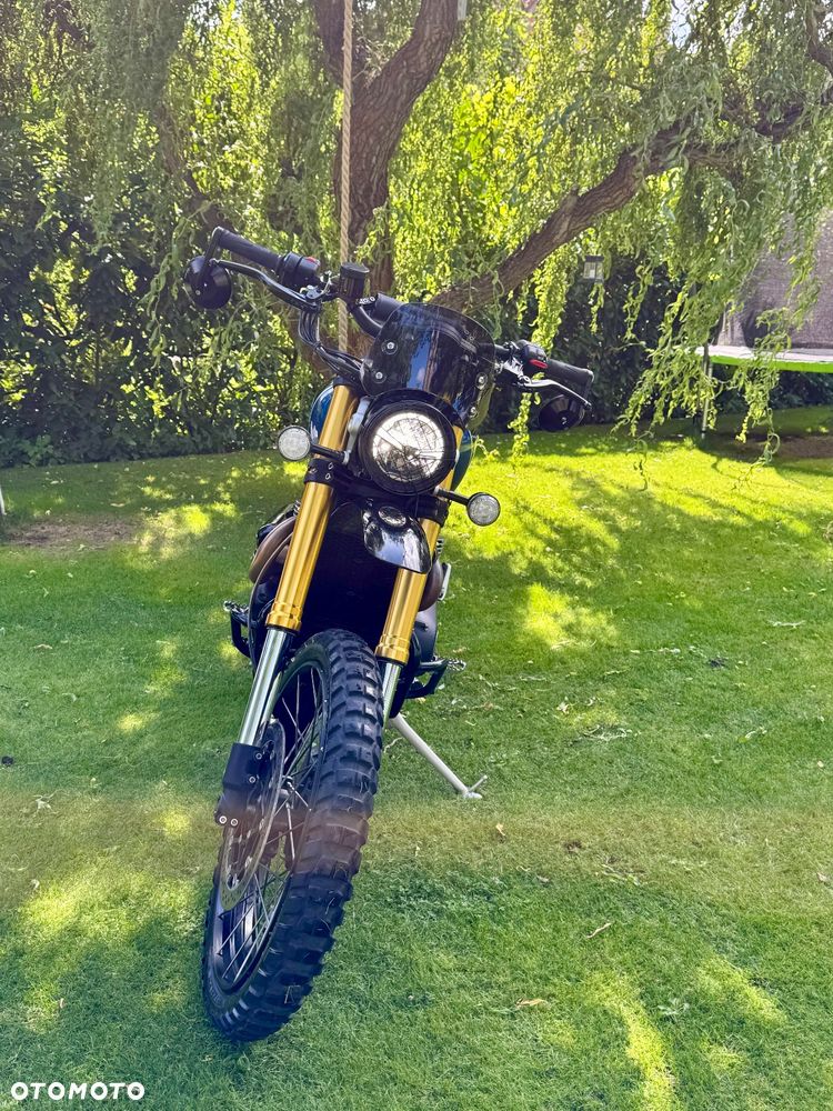 Triumph Scrambler - 6