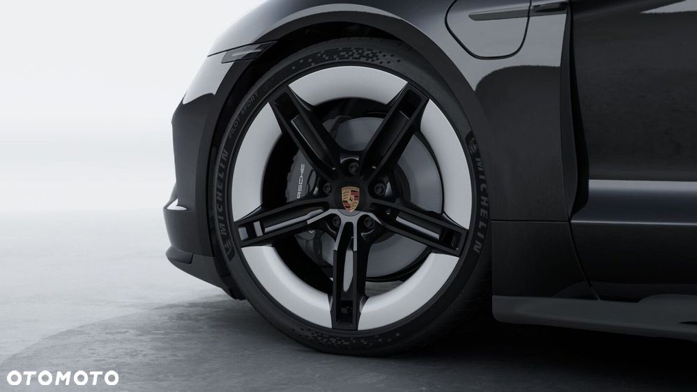 Porsche Taycan - 3