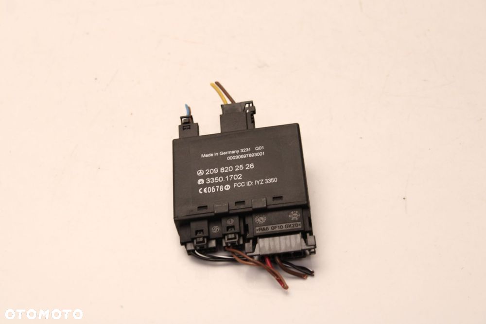 mercedes clk w209 02r- moduł keyless 2098202526 - 3