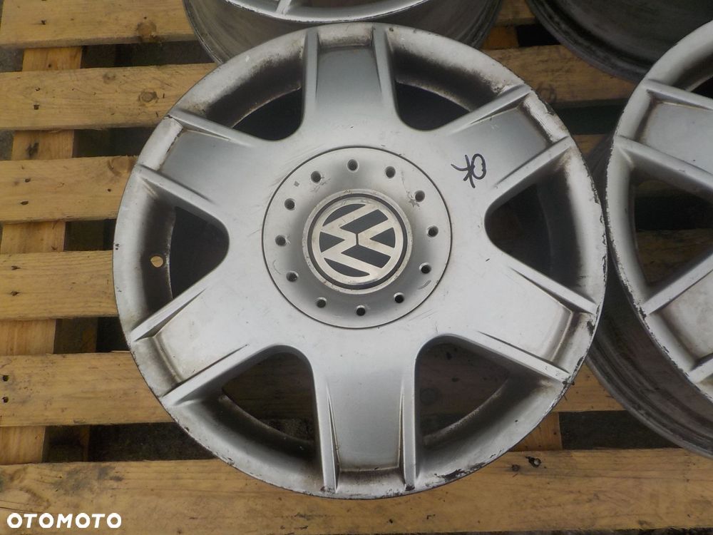 VW GOLF IV BORA NEW BEETLE FELGI ALUMINIOWE R16 5x100 - 8