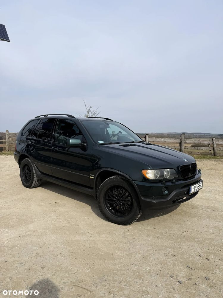 BMW X5 4.4i - 1