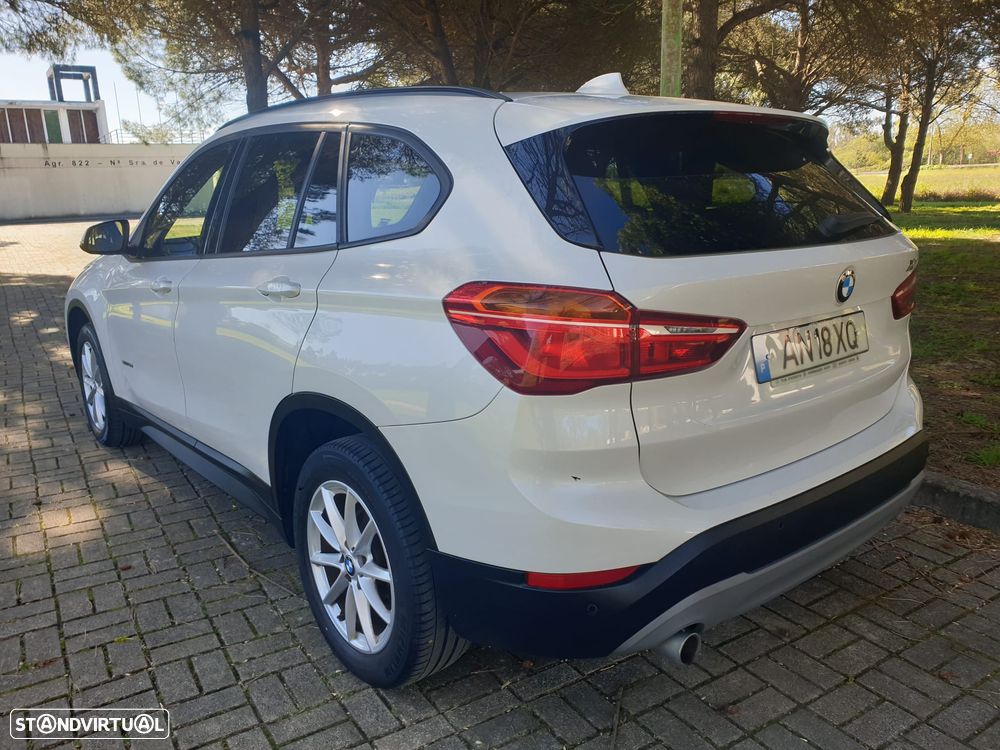 BMW X1 16 d sDrive Line Sport - 9