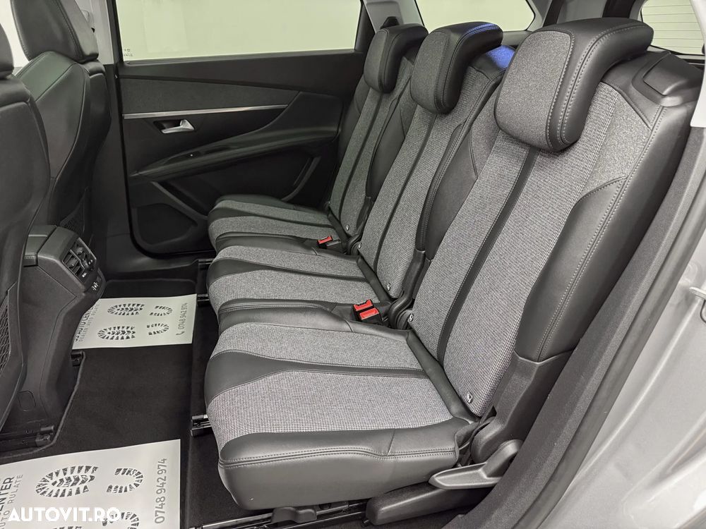 Peugeot 5008 1.2 Puretech Turbo s&s Allure - 21