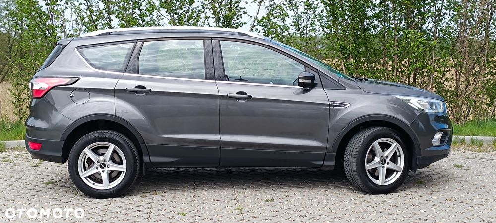 Ford Kuga 1.5 EcoBoost FWD Trend - 10