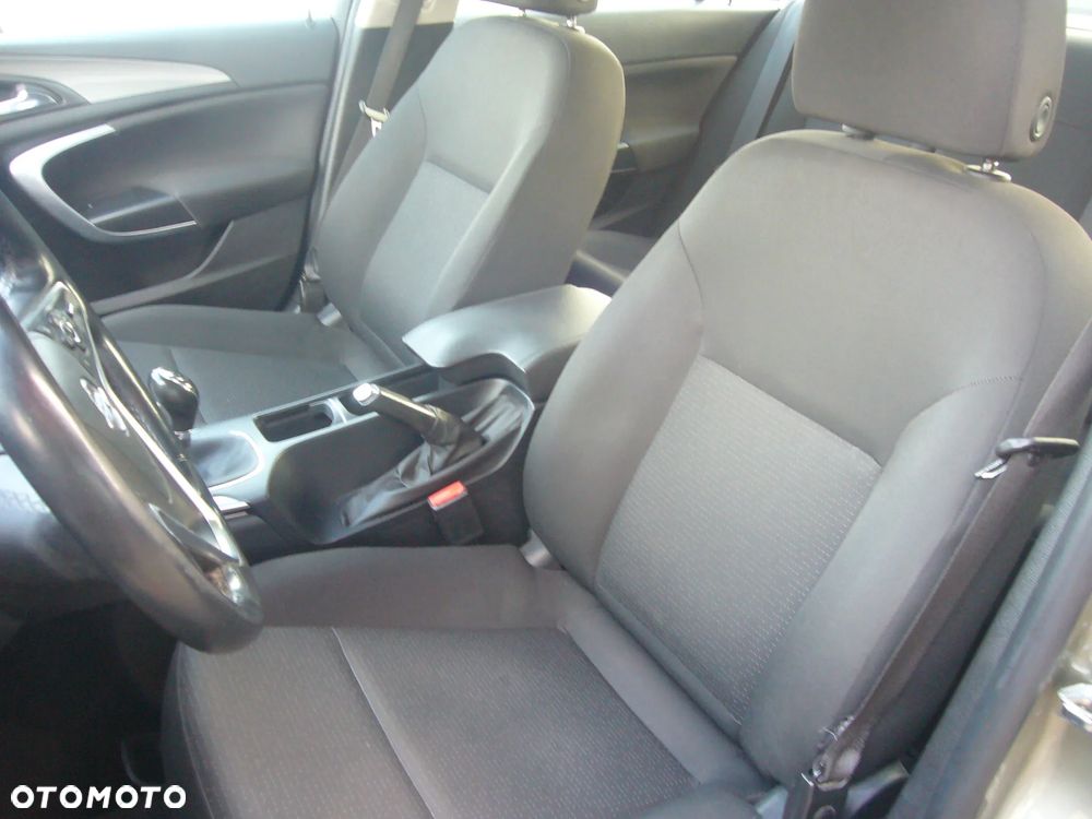 Opel Insignia 1.4 T Active S&S - 12