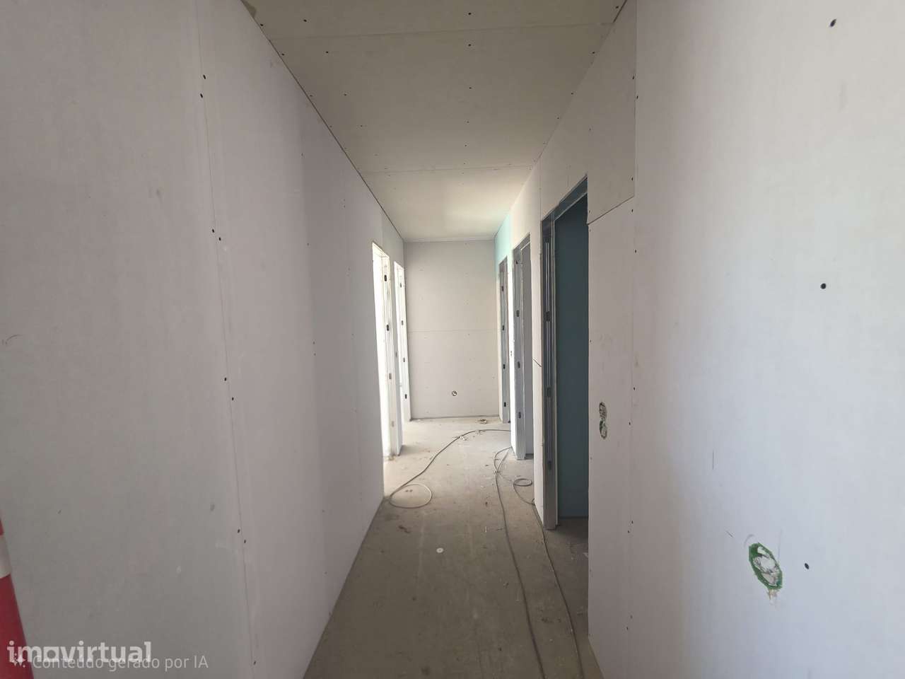 Conforto de viver numa moradia térrea com terraço  em Gaia - Grande imagem: 4/13