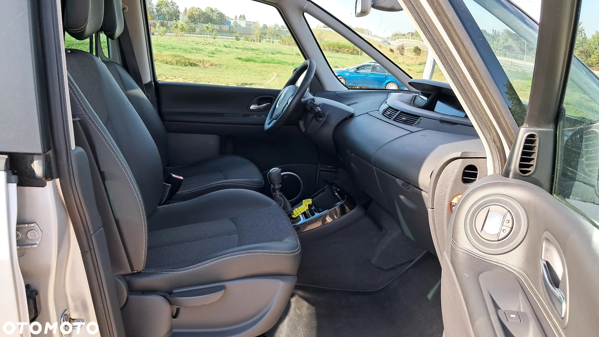 Renault Espace 2.0 Navitech - 15