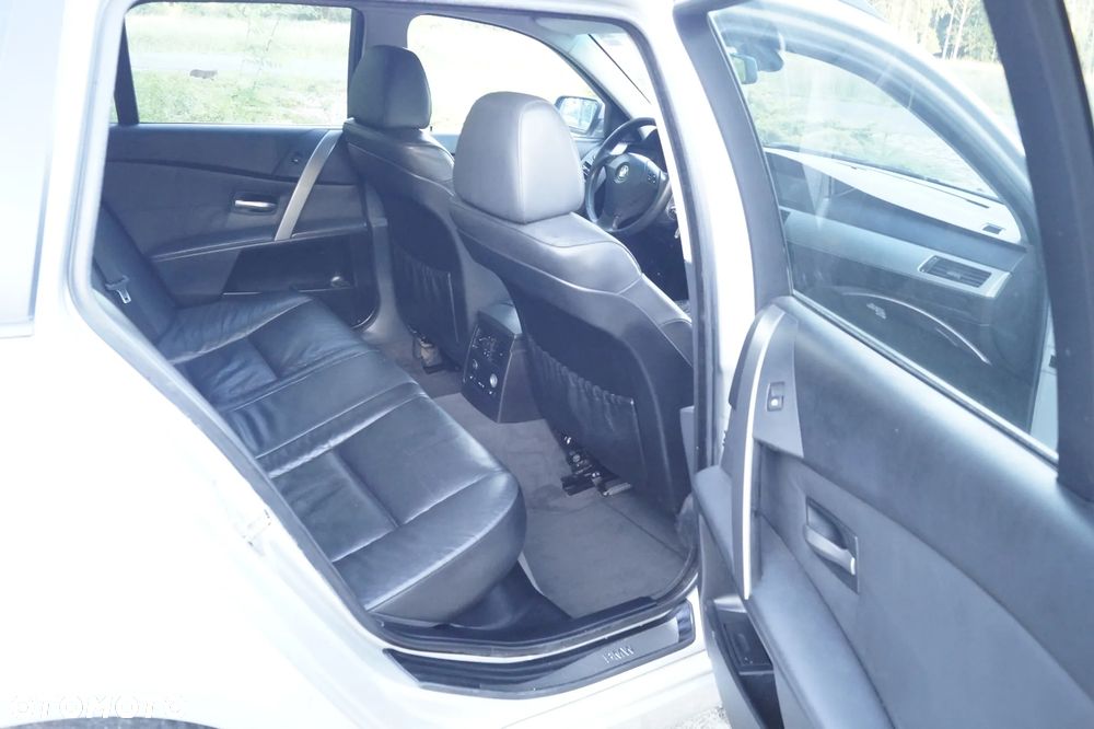 BMW Seria 5 - 17