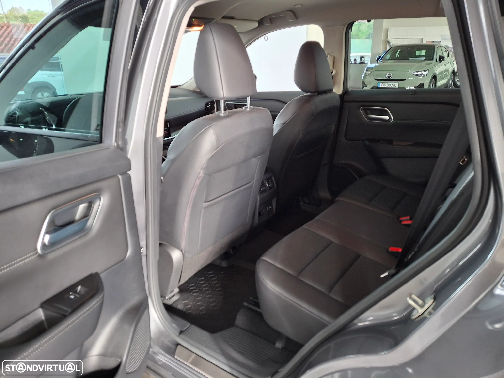 Nissan X-Trail 1.5 VC T N-Trek 7L - 8