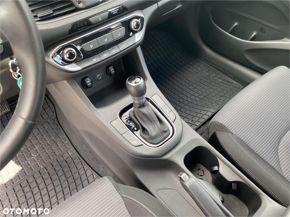 Hyundai i30 - 16