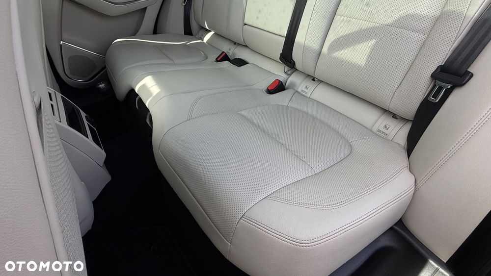 Jaguar F-Pace 3.0 P400 mHEV AWD HSE - 35