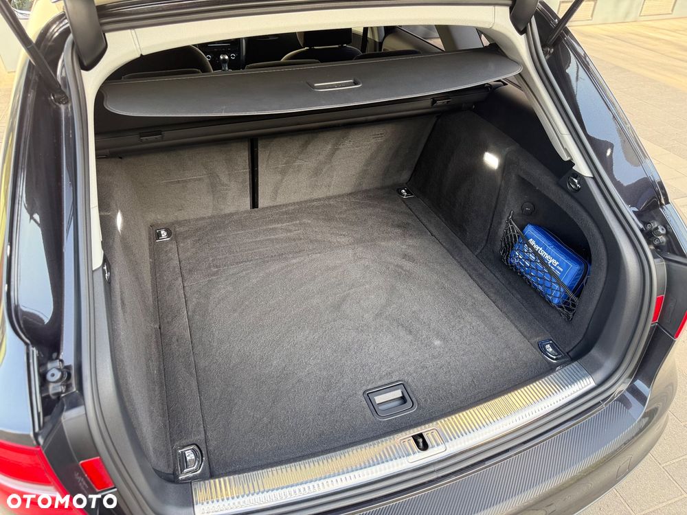 Audi A4 Avant - 22