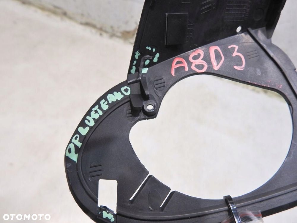 OSŁONA LUSTERKA PRAWA AUDI A8 D3 - 2