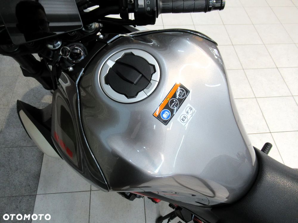 Kawasaki Z 900 - 10