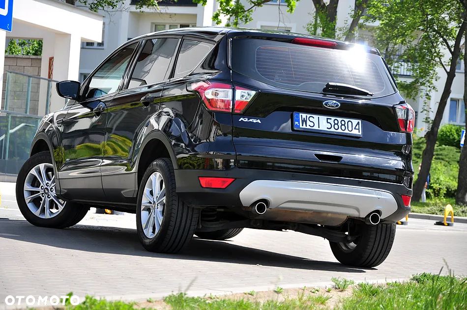 Ford Kuga - 10