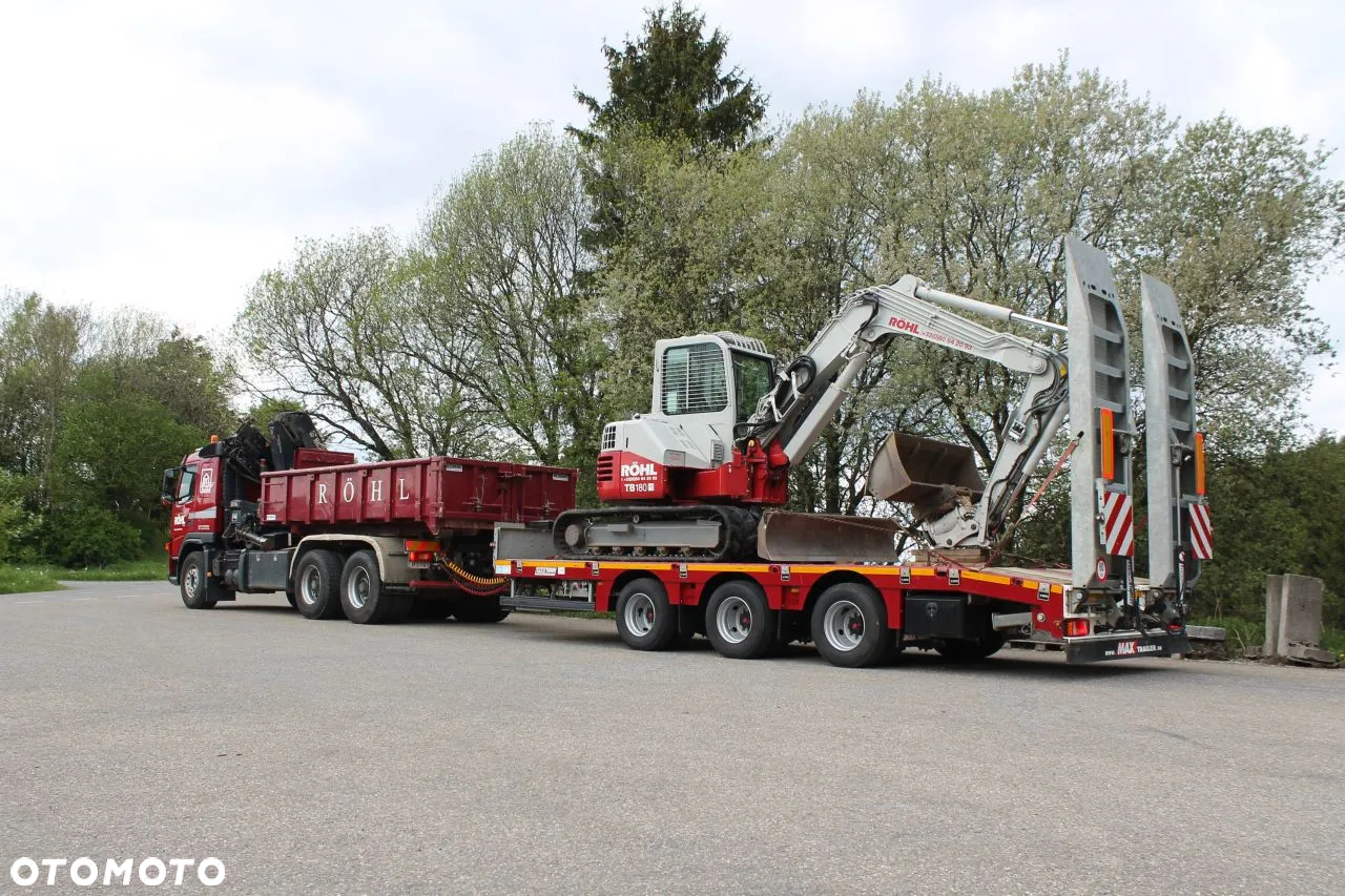 MAX Trailer przyczepa 3 osiowa tridem, najazdy hydrauliczne - 3
