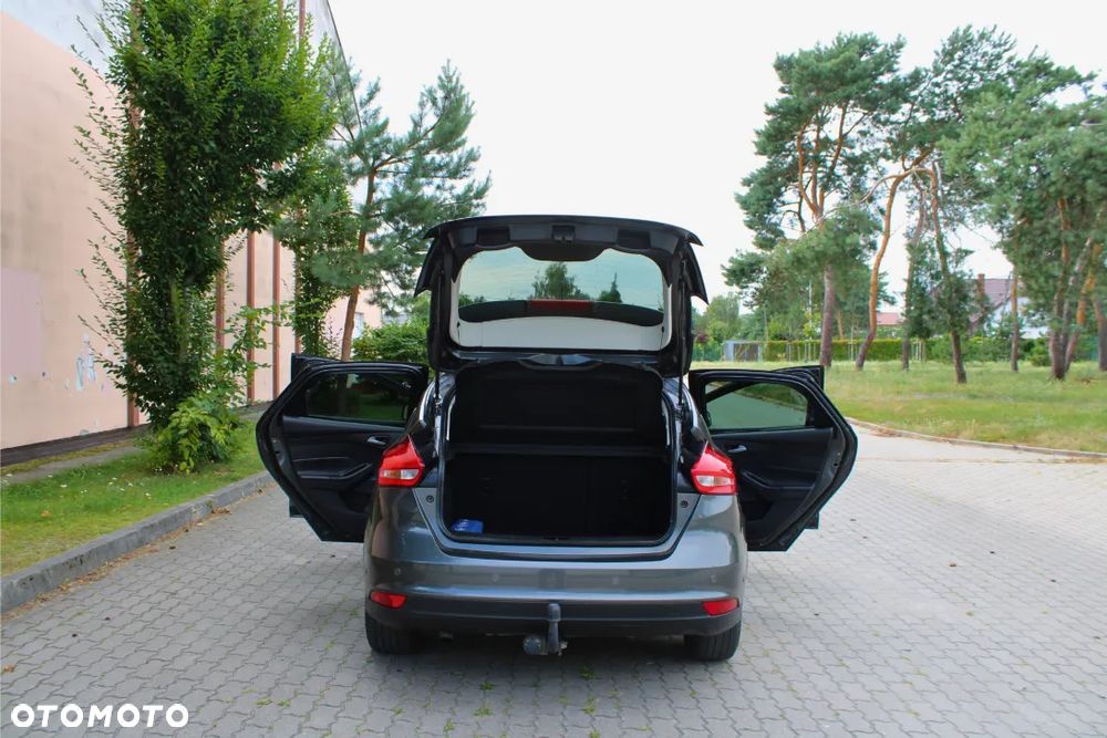 Ford Focus 1.6 TDCi Titanium - 9