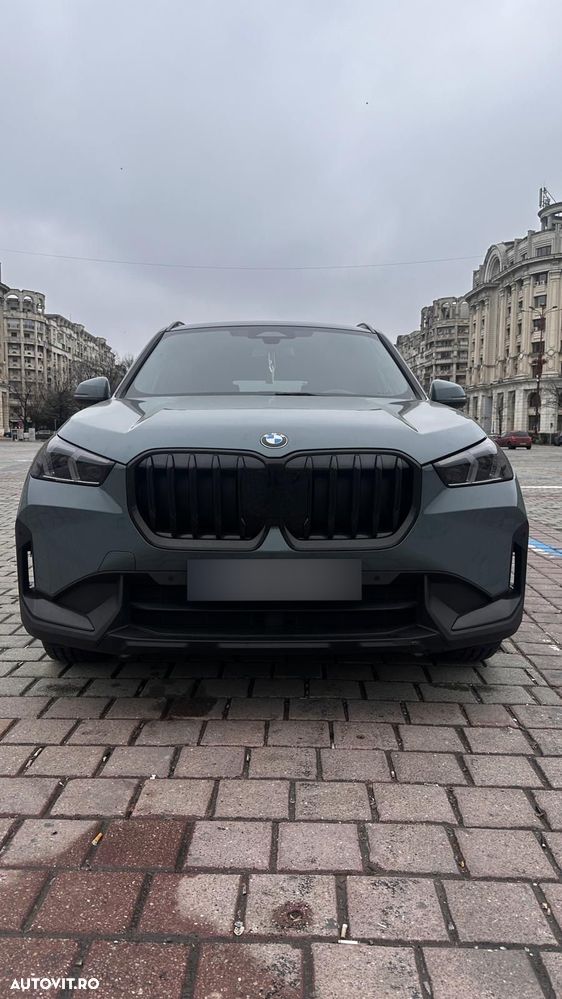 BMW X1 sDrive18d AT - 11